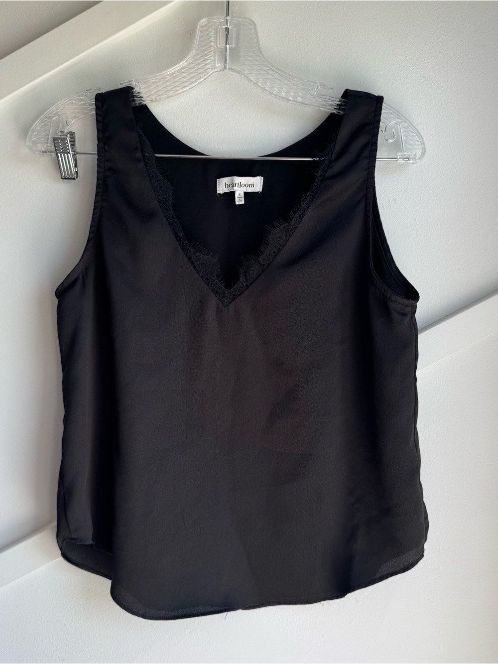 Heartloom Black V-Neck SATIN & LACE CAMI Sleeveless Top Size S